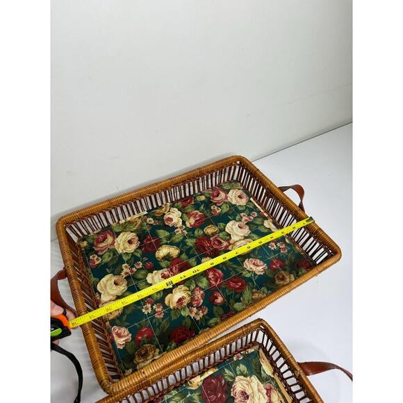 Vintage Wicker Serving Trays with Fabric Liner (set of 2) - Picture 5 of 10